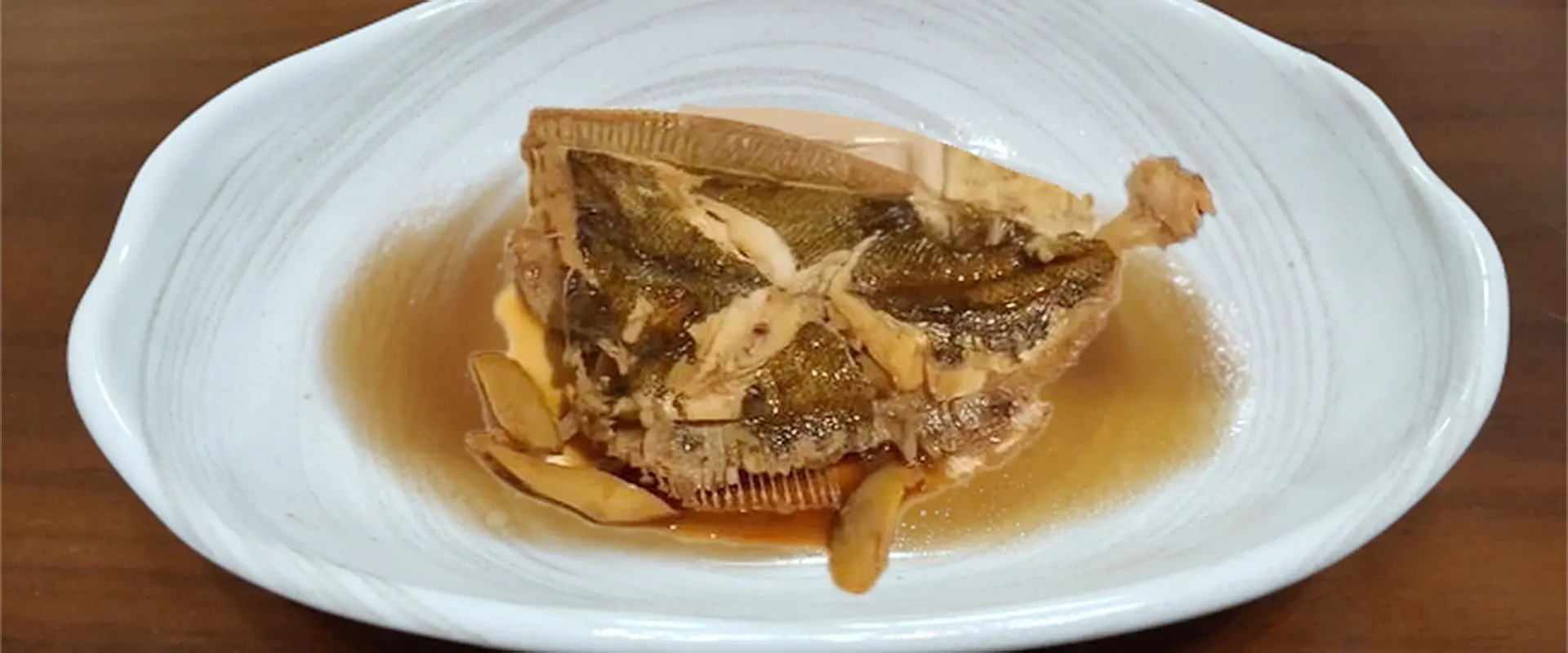 鍋より簡単！フライパンで作る「ヒラメ」の煮付け