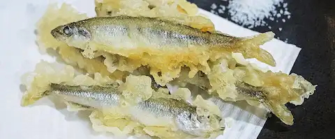 小さいワカサギは下処理なしでOK？天ぷら用に内臓を取る判断基準と臭み消しのコツ