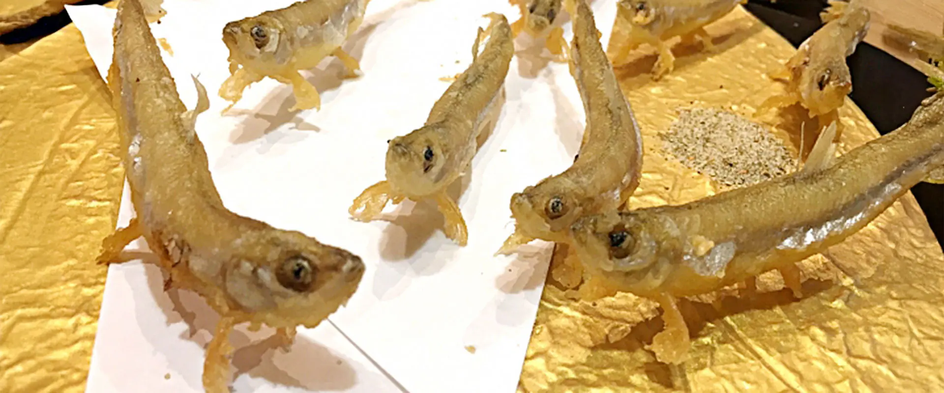 【基本】天ぷら用ワカサギの下処理｜ぬめりと臭みの取り方