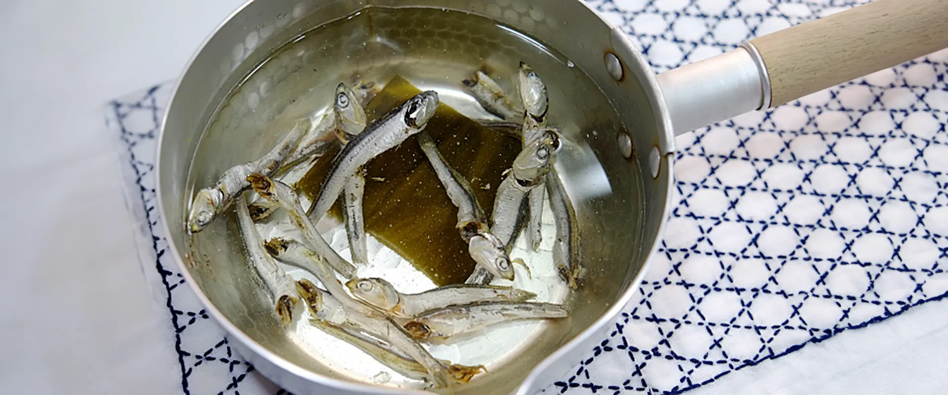 煮干しってなんの魚？そのまま食べると効果は？食べ過ぎ注意 まとめ